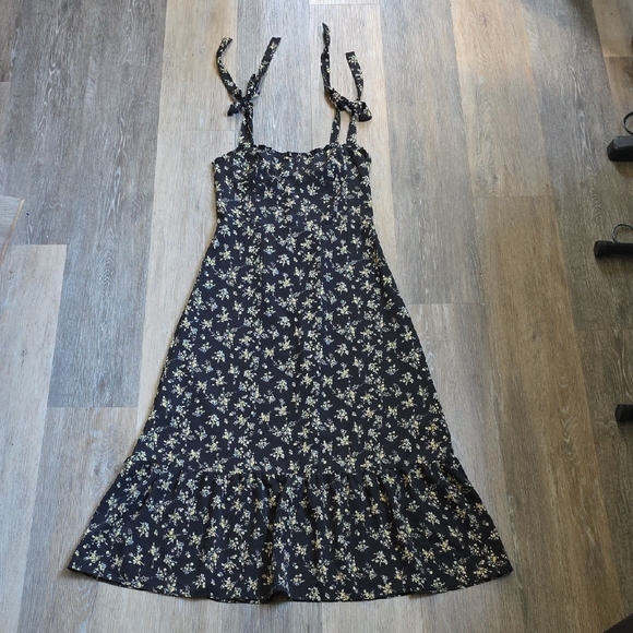 o.p.t Dresses & Skirts - O.P.T Chic Black Floral Midi Dress with Ruffle Hem